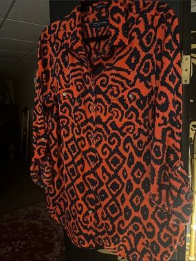 Jones New York Orange and Navy Abstract Print Button-Down Shirt